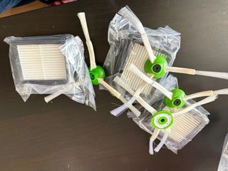 Roomba i7 + Repuestos