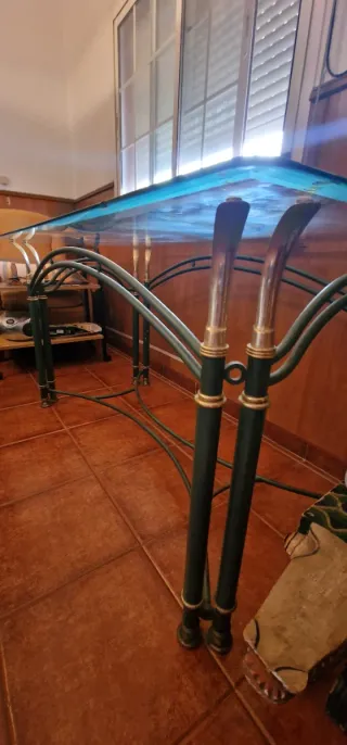 Mesa de cristal grande se regala