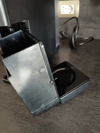 Caffè Illy Iperespresso Nera Design Lissoni