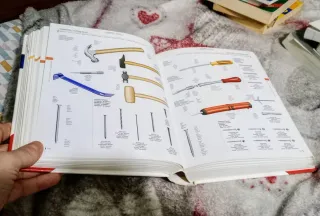 Visual Five-Language Dictionary: English-French...