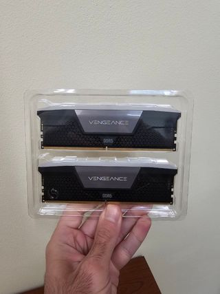 Corsair Vengeance RGB DDR5 64GB 6400MHz