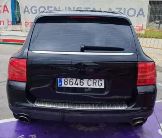 Porsche Cayenne 2004