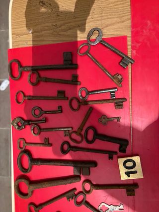 Set di chiavi antiche