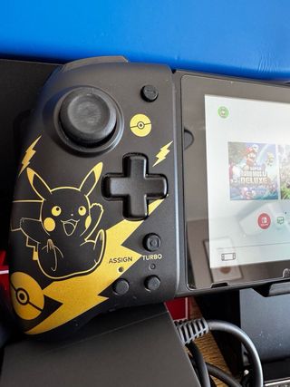 Nintendo Switch V1 XAJ40037216098. Año 2017