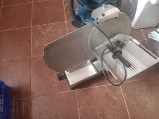 Cortadora de fiambre profesional