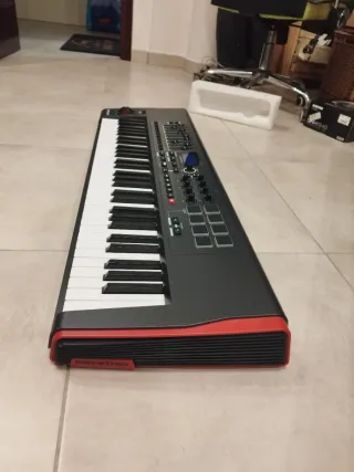 Novation Impulse 61 Teclas Controlador