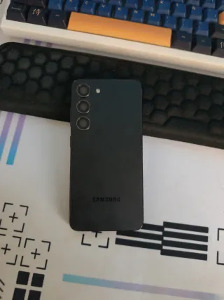 Samsung Galaxy S23 SM-S911