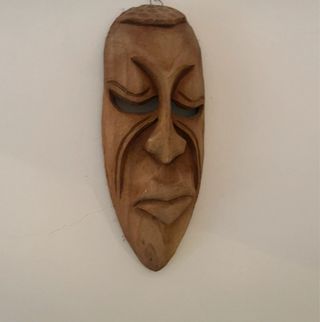 Maschera africana in legno