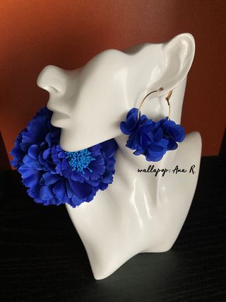 Conjunto flamenca pendientes aro y flor azul real