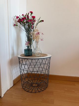 Mesa Auxiliar IKEA KVISTBRO Blanca