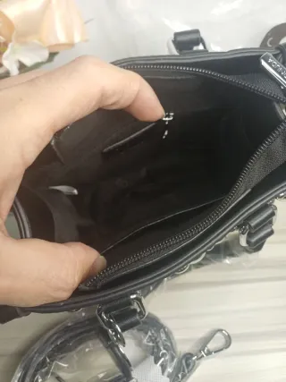 Borsa Coconuda Nera con Borchie