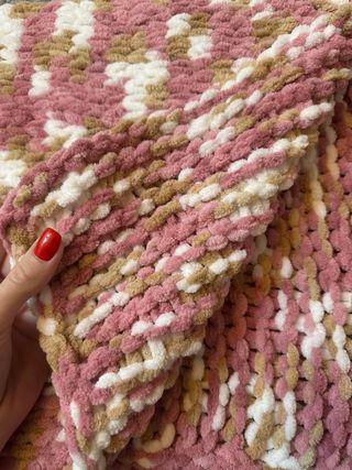 Manta infantil hecha a mano 70x90