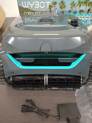 Limpiafondos Wybot C2