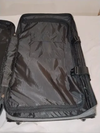 Mochila Eastpak gris 30L