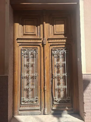 Puerta de madera Mobila