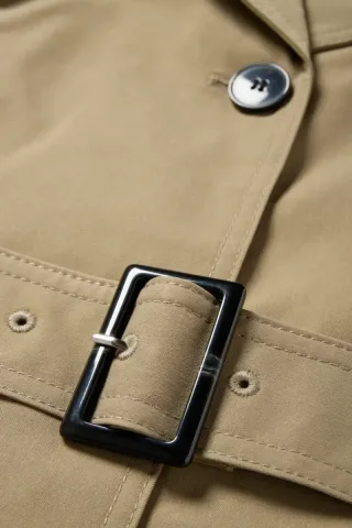 Gabardina verde nueva