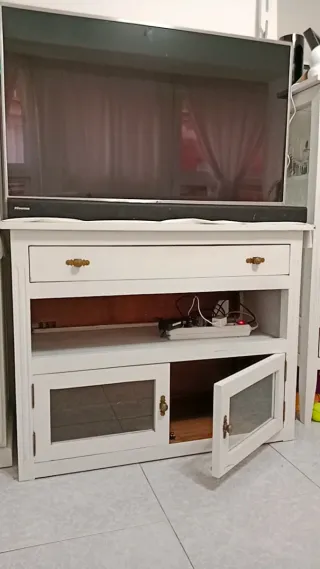 SOLO 48H.: Muebles de salón madera blanco