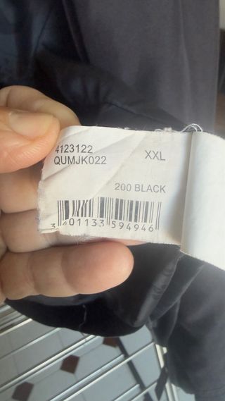 Cazadora de temporada, Quiksilver Negra