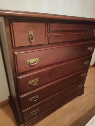 Cómoda y 2 Mesitas de Noche Madera