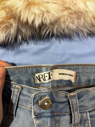 Pantalón pitillo azul