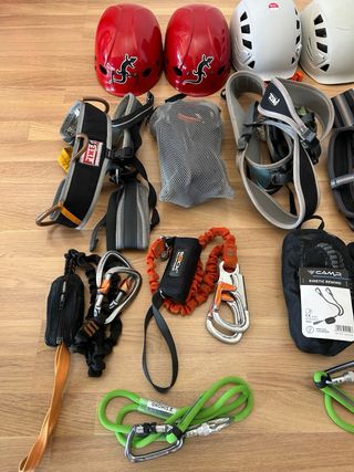 Alquiler 5 Equipos Vía Ferrata