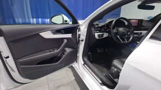 Audi A4 Avant S line 35 TFSI 110kW S tronic