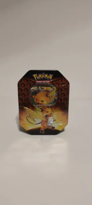 Set 3 latas Pokémon Hidden Fates Inglés