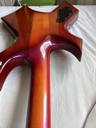BC RICH WARLOCK 1983 CON TREMOLO KAHLER (2015)