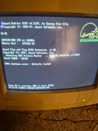 PC Pentium MMX 166MHz Intel