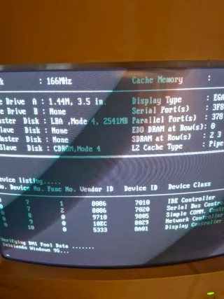 PC Pentium MMX 166MHz Intel