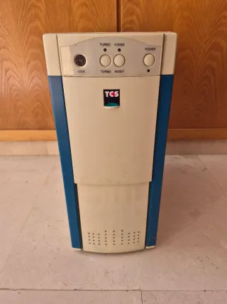 PC Pentium MMX 166MHz Intel