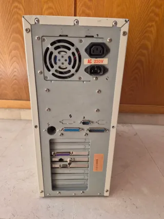 PC Pentium MMX 166MHz Intel