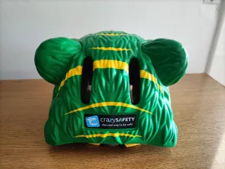 Casco infantil diseño tigre verde