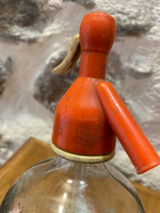 Antiguo sifón Solé Mora de Ebro