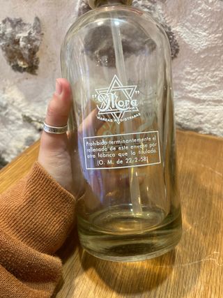 Antiguo sifón Solé Mora de Ebro