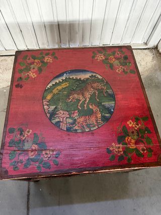 Mesa centro antigua tibetano