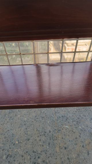 Mesa auxiliar madera maciza antigua