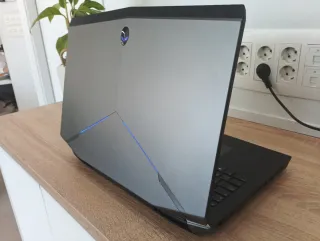 Alienware 17 r1 GTX 1070 TIENE FALLO!!! LEER BIEN.