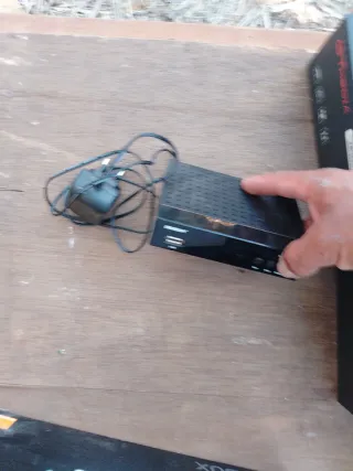 Router y Descodificador GT MEDIA + Orange