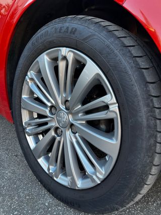 Peugeot 208 hdi