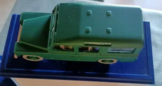 Tintin Coche 1/43 43 Land Rover General Tapioca