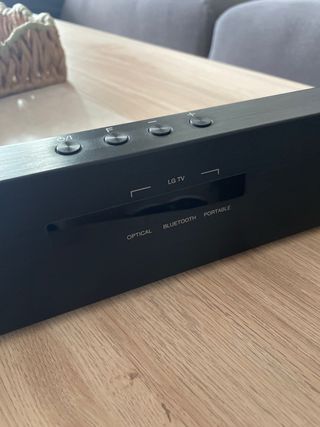 Barra de Sonido LG SH3B con Subwoofer