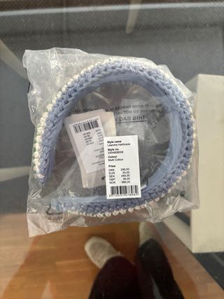 Diadema gruesa para el cabello. Beck Sondergaard