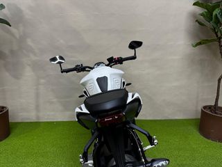 Triumph Street Triple R 765 Naked