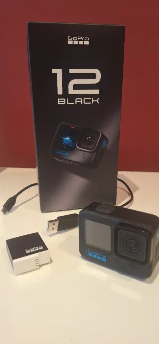 Cámara GoPro 12 Black + Extras