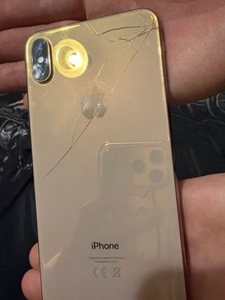 iPhone XS Max Apple Dorado con su caja