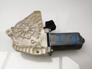 MOTOR ELEVALUNAS DELANTERO IZQUIERDO MERCEDES-BENZ CLASE B (