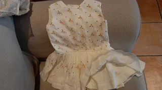 Vestido niña antiguo.