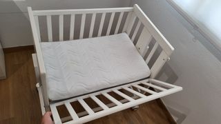 Minicuna colecho blanca con ruedas + colchon
