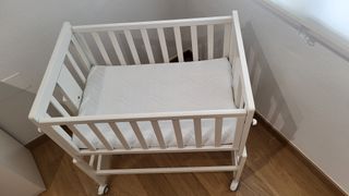 Minicuna colecho blanca con ruedas + colchon